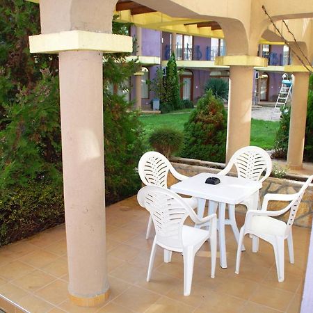 Azura Garden Apartments Chernomorets Dış mekan fotoğraf