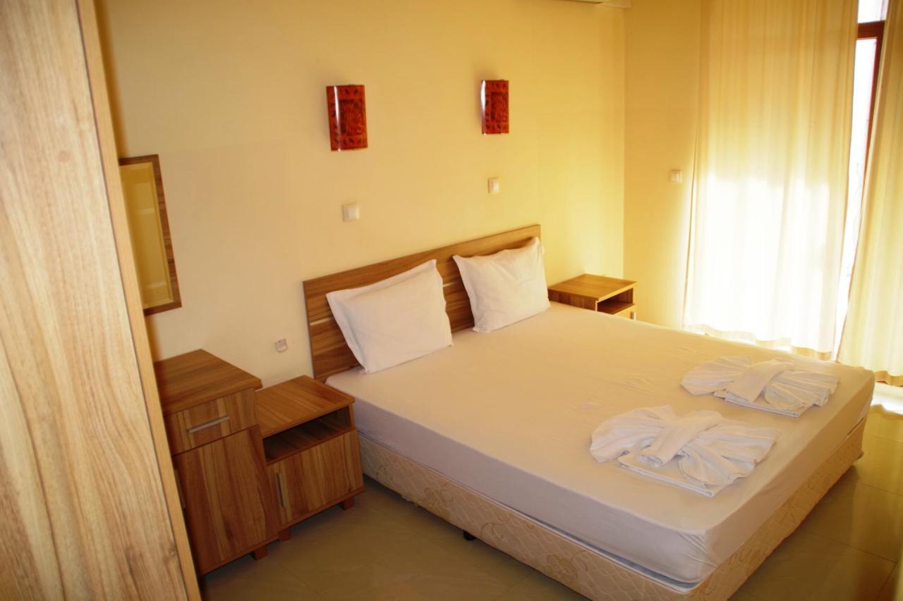 Azura Garden Apartments Chernomorets Dış mekan fotoğraf